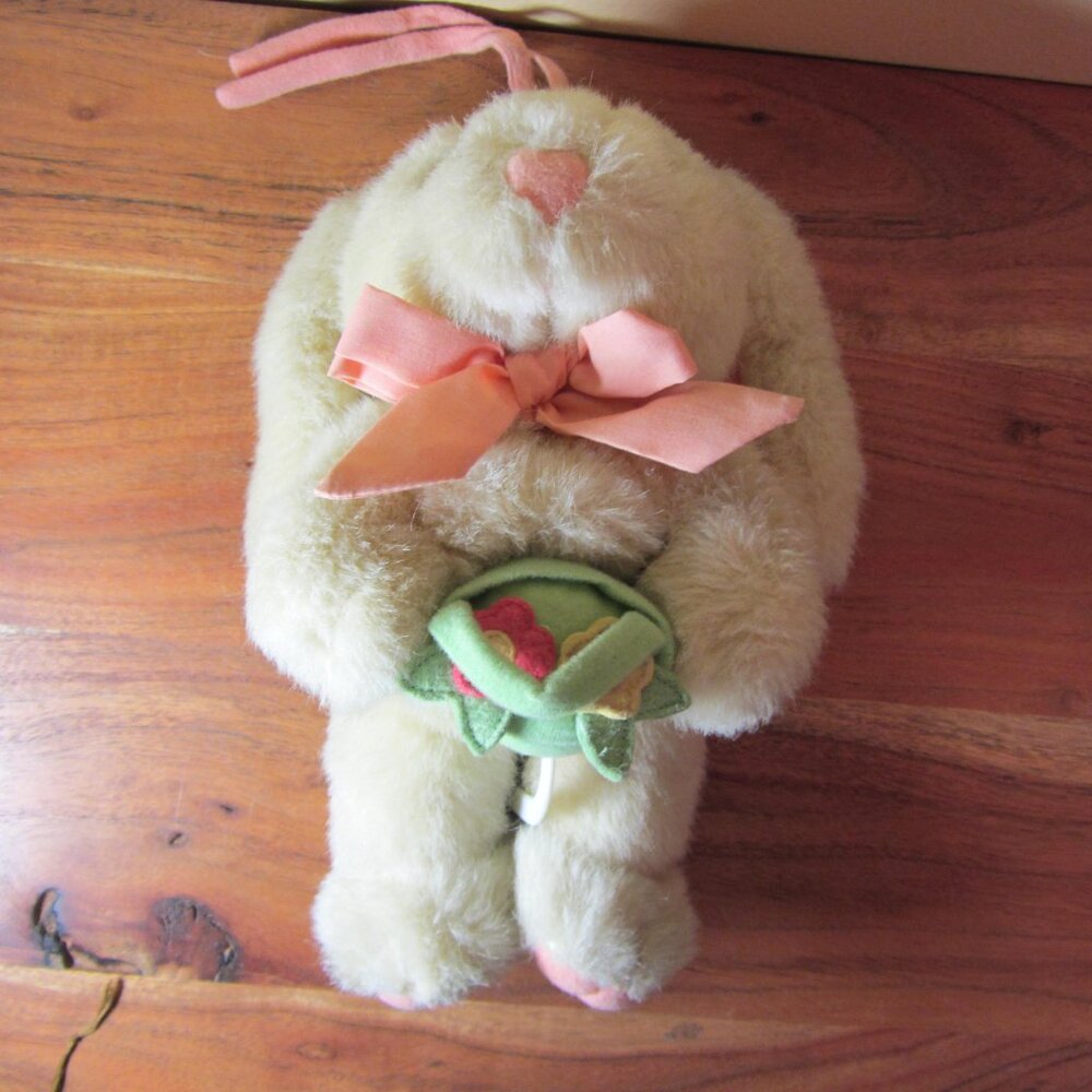 plush lullaby club musical crib pull toy bunny vintage 1997 WORKS (W5914)